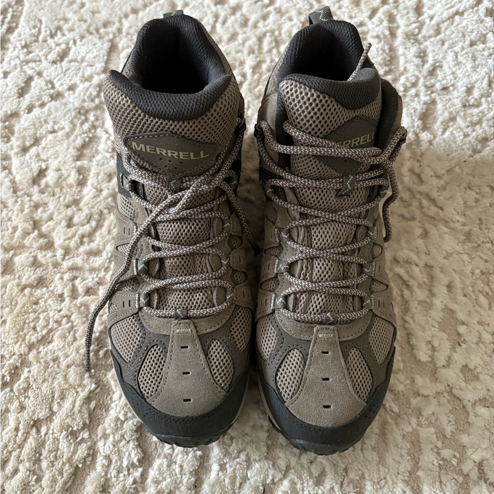 Merrell Moab hiking boots